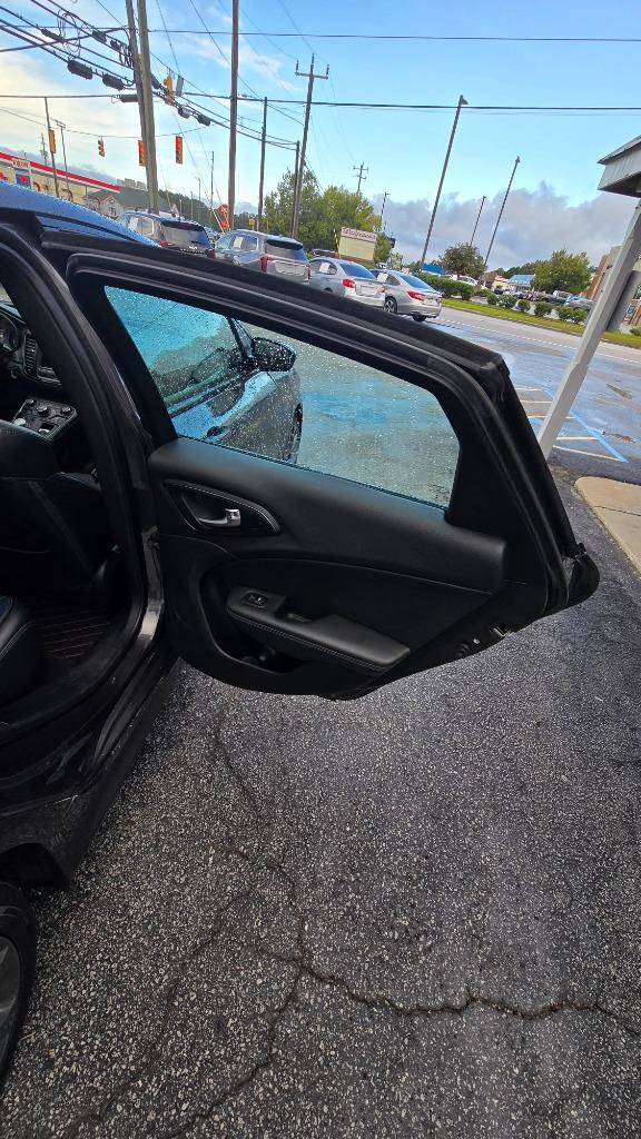 Used 2015 Chrysler 200 S w/ Navigation & Sound Group I AWD/4WD image 16