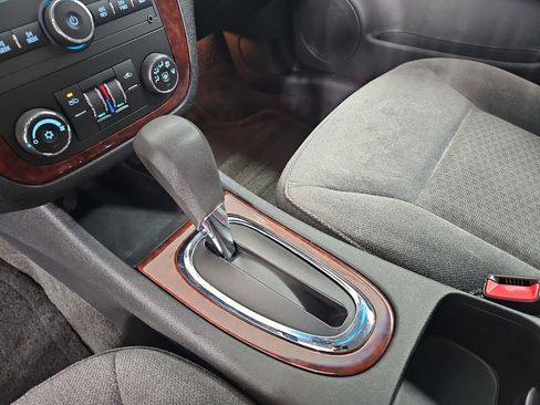 Used 2008 Chevrolet Impala LT FWD image 28