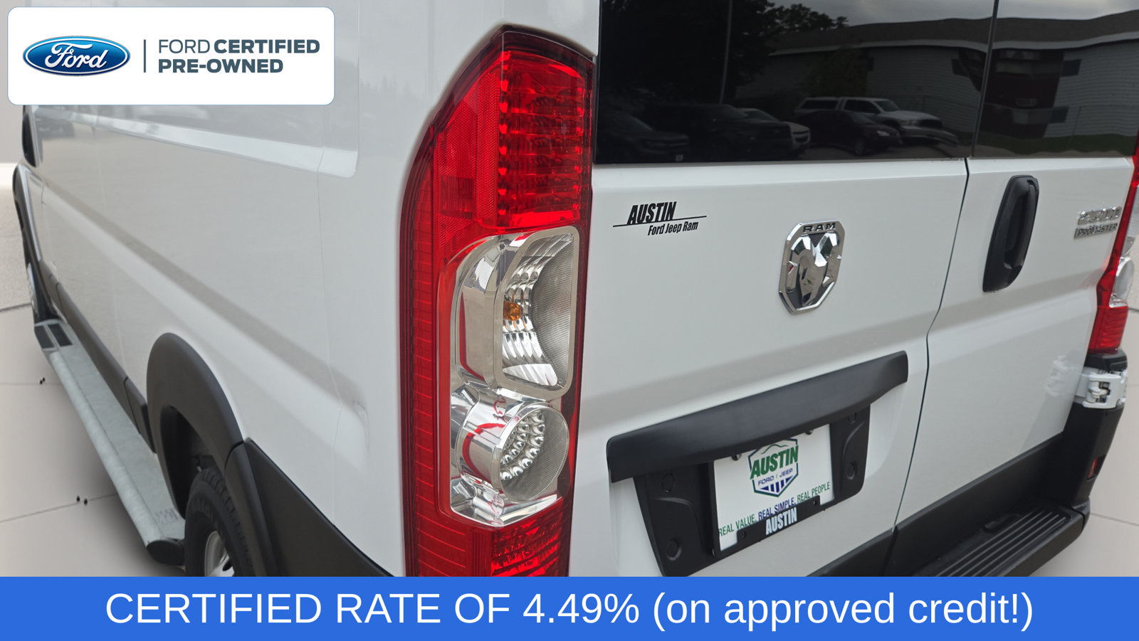Used 2025 RAM ProMaster 2500 w/ U-Haul Equipment Group FWD image 32