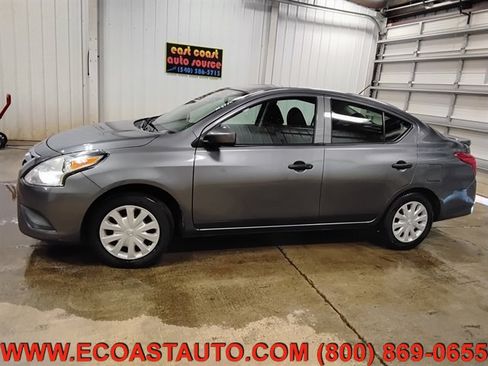 Used 2019 Nissan Versa S Plus image 5