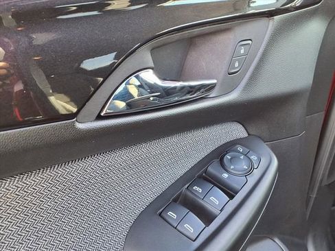 Used 2025 Chevrolet TrailBlazer LT image 14