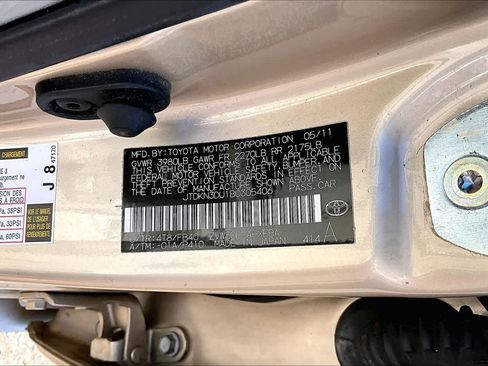Used 2011 Toyota Prius Three w/ Navigation Pkg FWD image 36