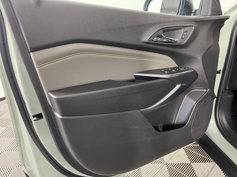 Used 2025 Chevrolet Trax ACTIV w/ Driver Confidence Package image 10