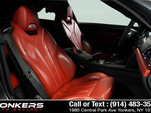 Used 2015 BMW M4 Convertible image 46