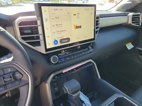 New 2026 Toyota Tundra Limited AWD/4WD image 22