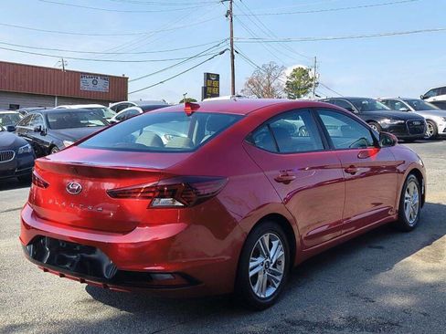 Used 2020 Hyundai Elantra SEL FWD image 2