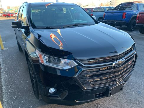 Used 2020 Chevrolet Traverse RS image 3