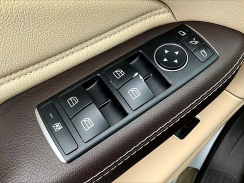 Used 2018 Mercedes-Benz GLE 350 image 35