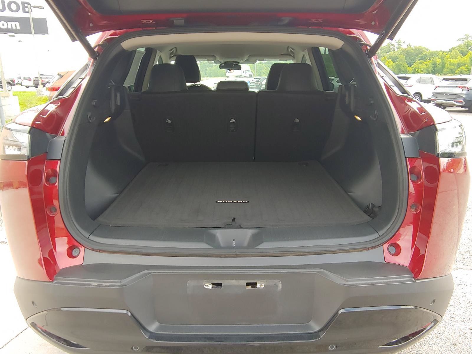 Used 2025 Nissan Murano SV AWD/4WD image 9