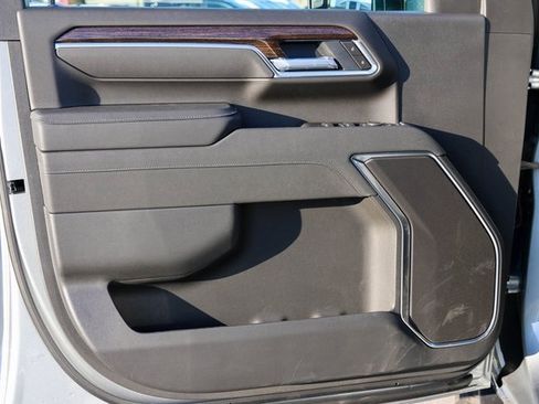 New 2026 GMC Sierra 3500 SLE w/ SLE Convenience Package image 9