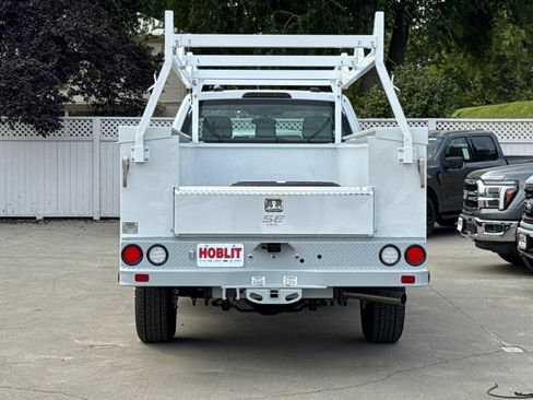 New 2026 Ford F350 XL w/ XL Chrome Package image 4