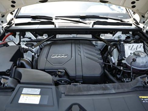 Certified 2025 Audi Q5 2.0T Premium AWD/4WD image 29