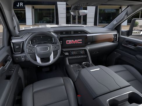 New 2026 GMC Sierra 2500 Denali w/ Denali Reserve Package image 17