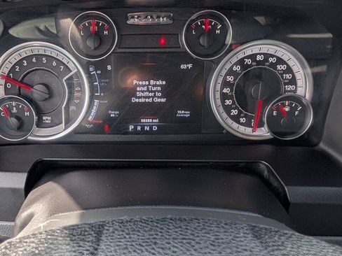 Used 2013 RAM 1500 Classic SLT w/ Premium Display Pkg AWD/4WD image 26