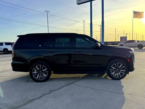 Used 2023 Cadillac Escalade Sport image 5