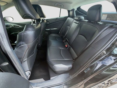 Used 2022 Toyota Prius AWD image 27