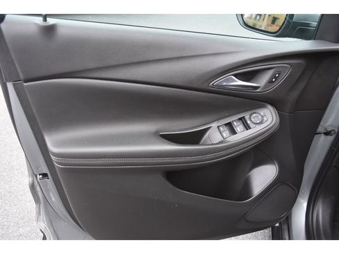 Used 2024 Buick Encore GX Sport Touring image 16