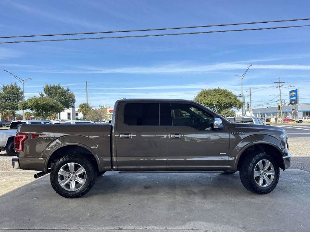 Used 2015 Ford F150 Lariat w/ Equipment Group 502A Luxury AWD/4WD image 9