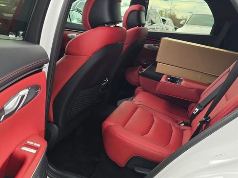 New 2026 Genesis GV70 2.5T Sport Prestige image 10