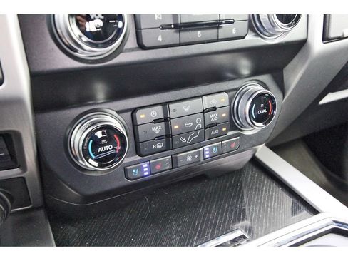 Used 2020 Ford F250 Platinum AWD/4WD image 26