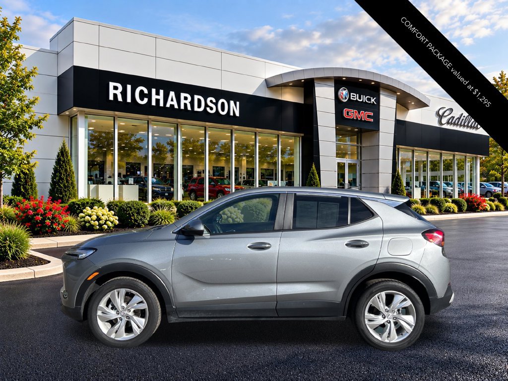 Used 2024 Buick Encore GX Preferred w/ Comfort Package FWD image 2