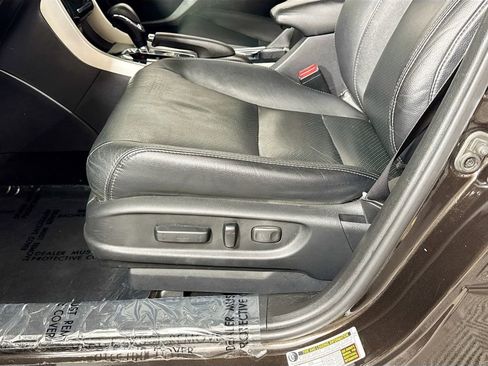 Used 2017 Honda Accord Touring image 23