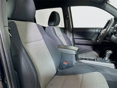 Used 2023 Toyota Tacoma TRD Off-Road image 26