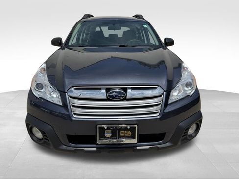Used 2014 Subaru Outback 2.5i w/ Alloy Wheel Package AWD/4WD image 3