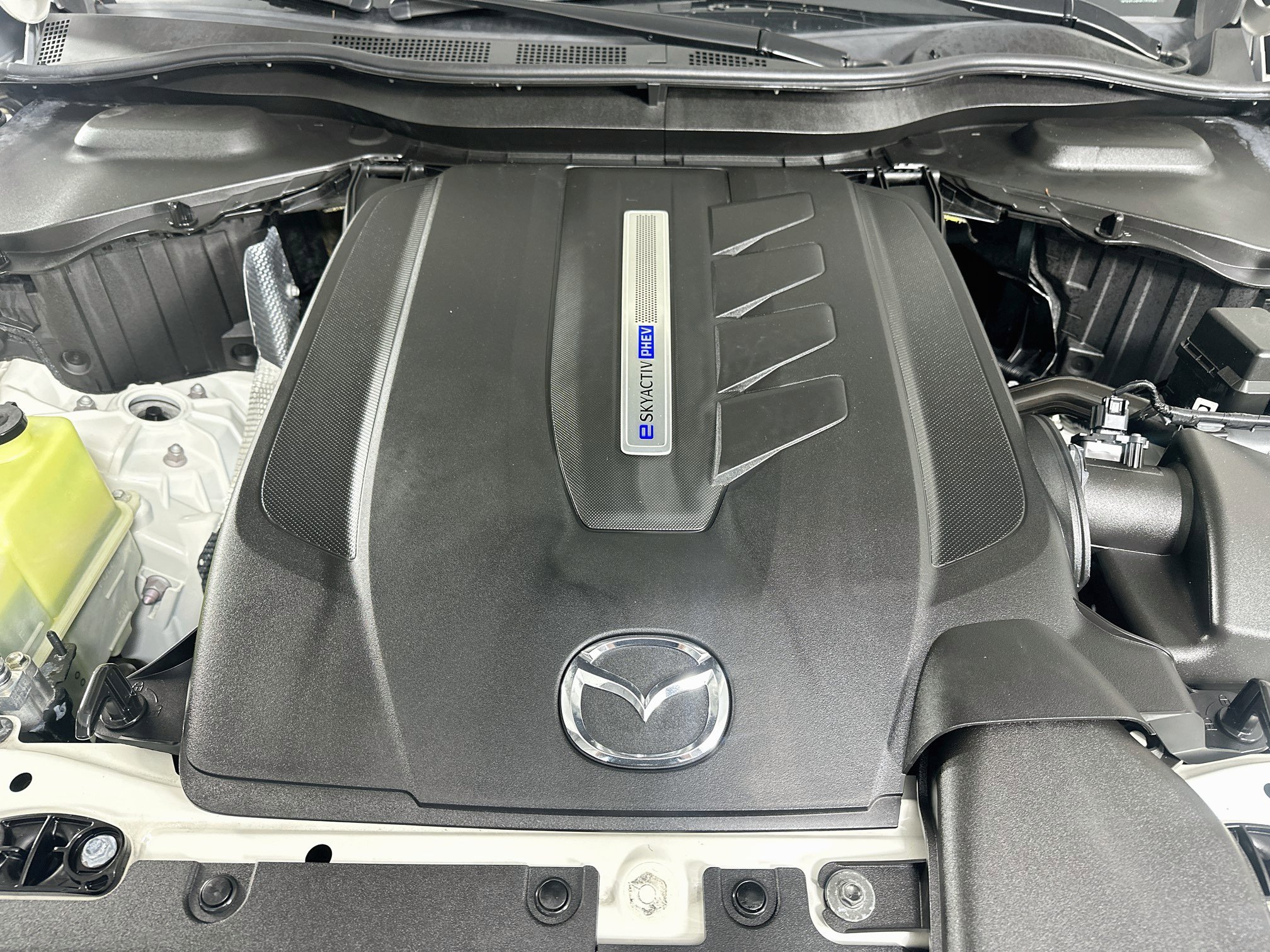 Used 2024 MAZDA CX-90 Plug-In Hybrid w/ Premium Plus AWD/4WD image 37