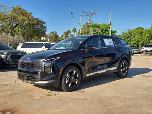 New 2026 Kia Sportage LX image 4