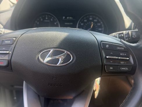 Used 2019 Hyundai Elantra GT w/ Style Package 02 FWD image 12