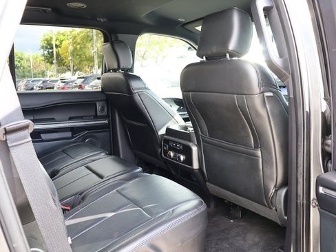 Used 2018 Ford Expedition XLT w/ Equipment Group 201A image 31