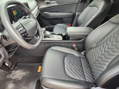 New 2026 Kia Sportage X-Line w/ X-Line Premium Package image 9