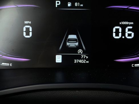Used 2025 Kia Soul LX w/ LX Technology Package FWD image 36