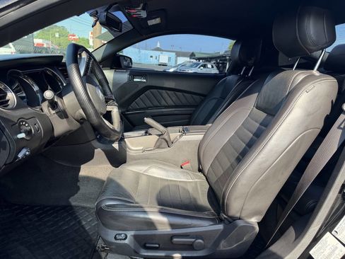 Used 2014 Ford Mustang GT Premium RWD image 11