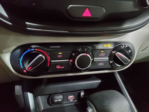 Used 2022 Kia Soul LX w/ Technology Package image 37