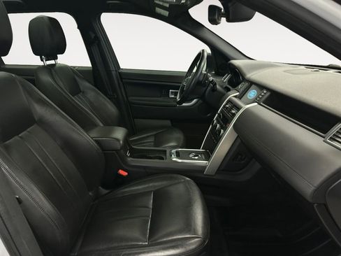 Used 2019 Land Rover Discovery Sport AWD/4WD image 15