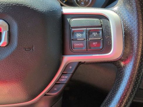 Used 2019 RAM 3500 Big Horn image 28