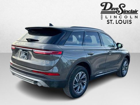 New 2026 Lincoln Corsair Premiere image 5