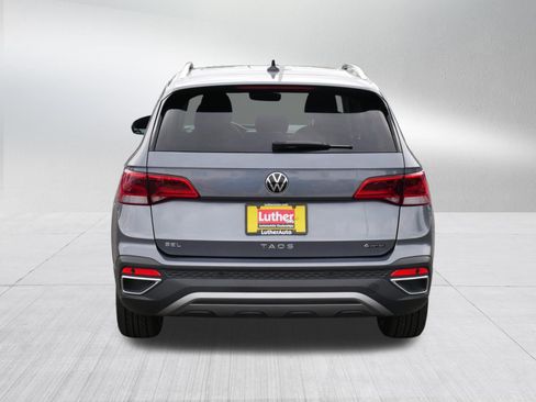 Used 2022 Volkswagen Taos SEL AWD/4WD image 6