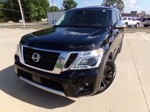 Used 2018 Nissan Armada Platinum w/ Captain Seat Package RWD image 7