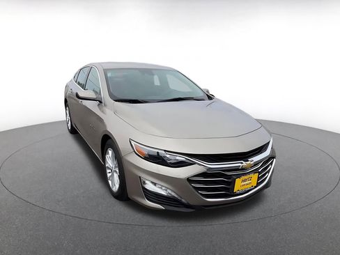Used 2023 Chevrolet Malibu LT FWD image 3