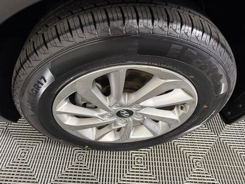 Used 2016 Hyundai Tucson SE w/ Option Group 02 AWD/4WD image 12