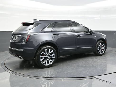 Certified 2022 Cadillac XT5 Sportv w/ LPO, Floor Liner Package AWD/4WD image 7