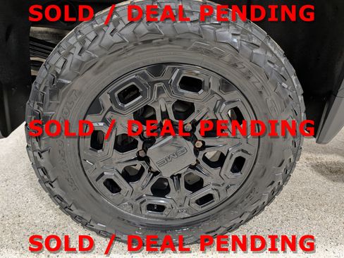 Used 2020 GMC Sierra 2500 Denali w/ Denali Ultimate Package AWD/4WD image 14
