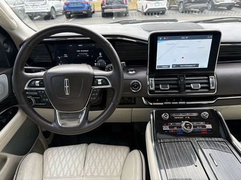 Used 2021 Lincoln Navigator L Black Label w/ Special Edition Package image 39