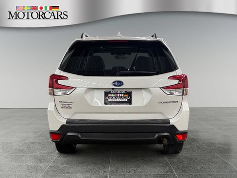 Used 2021 Subaru Forester Premium w/ Popular Package #1 AWD/4WD image 4