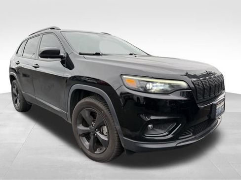 Used 2020 Jeep Cherokee Altitude image 1