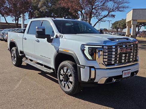 New 2026 GMC Sierra 2500 Denali w/ Denali Reserve Package image 5