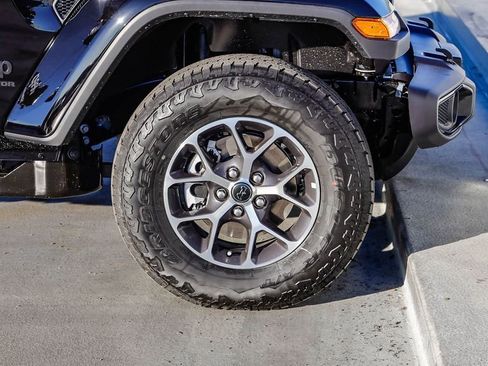 New 2026 Jeep Gladiator Sport image 11